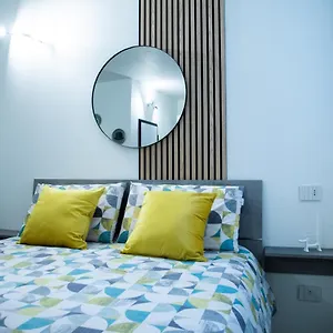 Apartamento 47 - Life, Milán